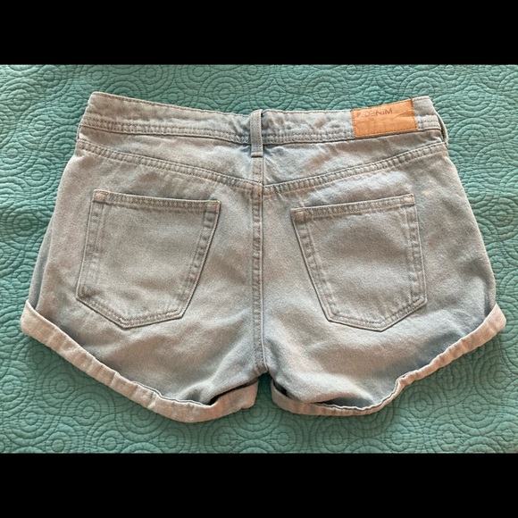 HM Jean Shorts - Picture 2 of 6